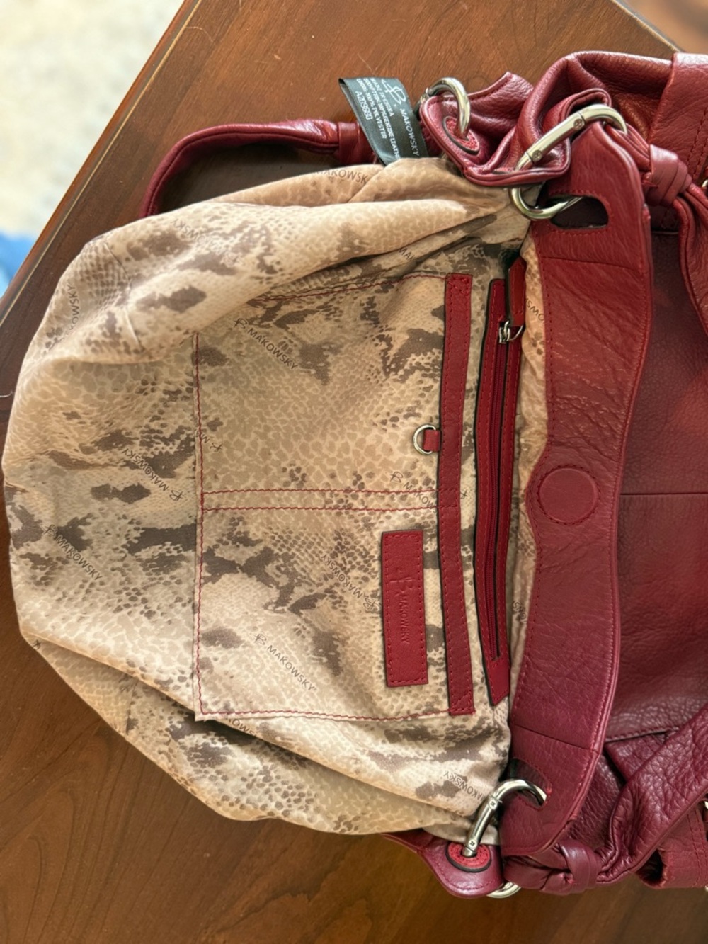 🔥 Y2K Slouchy Red Leather Bag | B. Makowsky | Leopard Lining |
Statement Tote 🔥 - Picture 12 of 15